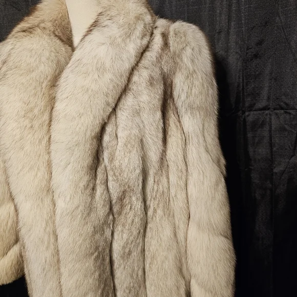 STUNNING " Norwwgian Blue Fox Jacket"